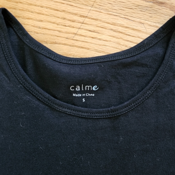 NWT Calme by Johnny Was Size Small Cropped Black Tee with Breast Pocket Cotton - Picture 4 of 7